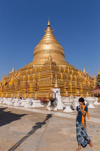 030 Bagan, Shwezigon Pagode.jpg
